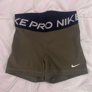 Nike pros